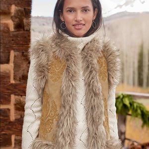 Sundance lotus blossom vest faux fur tan suede nwt